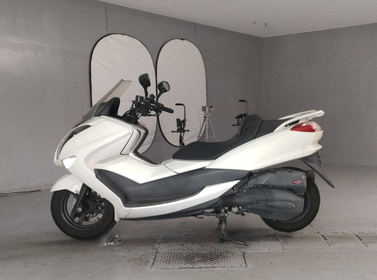 Мотоцикл Yamaha MAJESTY 250 с пробегом 52790 km