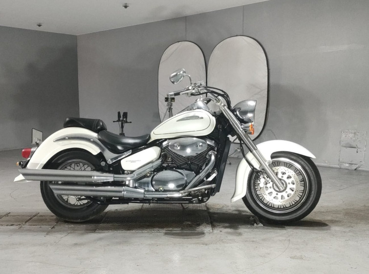 Мотоцикл Suzuki INTRUDER 400 CLASSIC с пробегом 12030 km