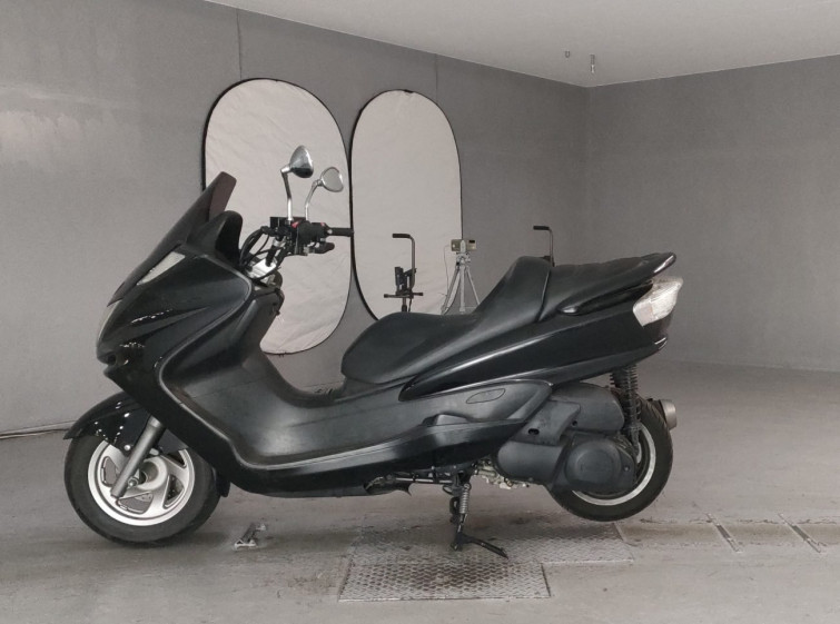 Мотоцикл Yamaha MAJESTY 250 з пробігом 11234 km