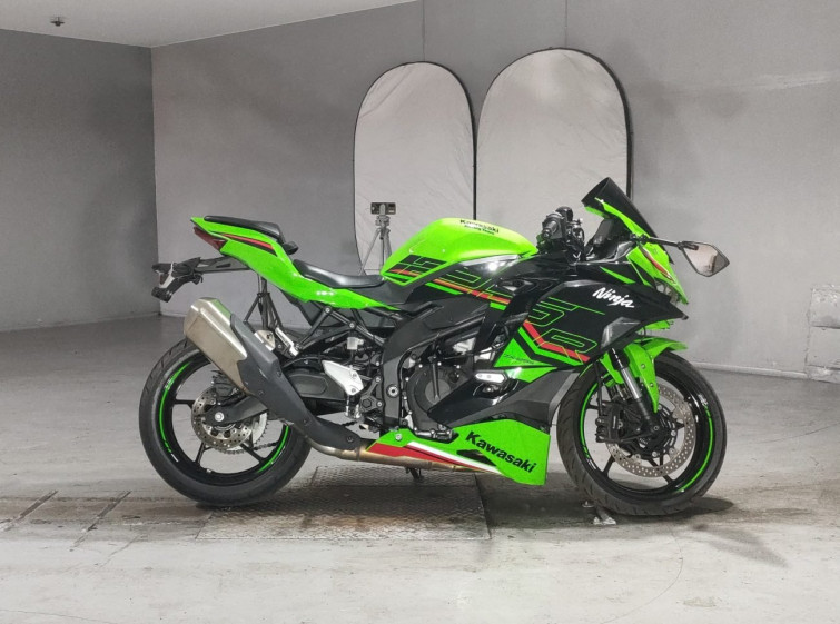 Мотоцикл Kawasaki NINJA ZX-25R KRT