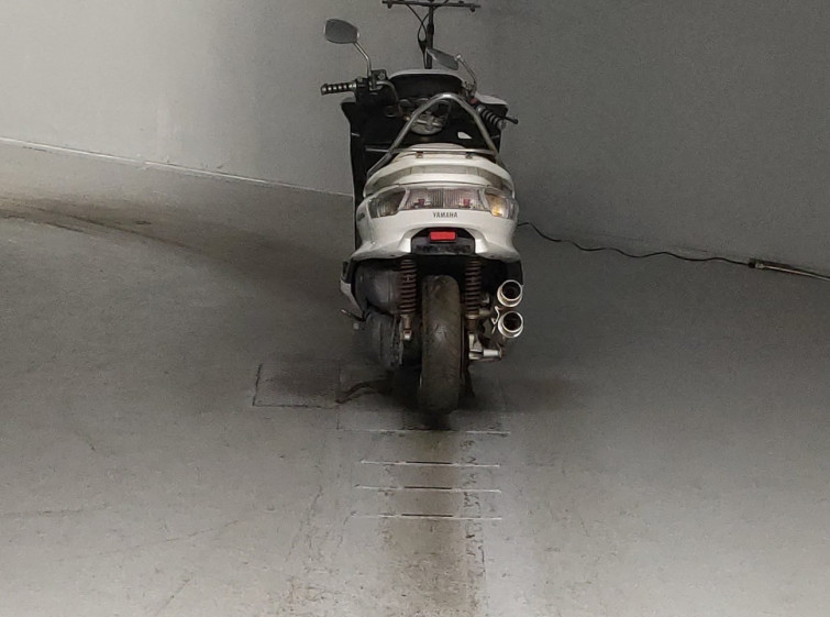 Мотоцикл Yamaha MAJESTY 250C с пробегом 27031 km