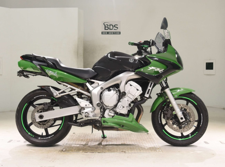 Мотоцикл Yamaha FZ6 FAZER с пробегом 25431 km