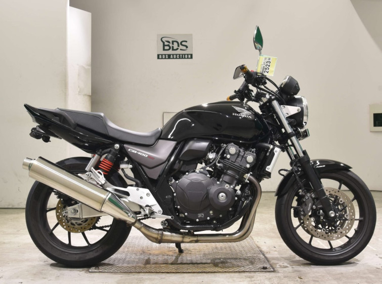Мотоцикл Honda CB400SFA с пробегом 21487 km