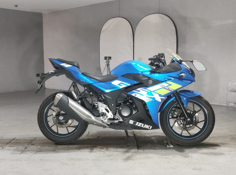 Мотоцикл Suzuki GSX250R с пробегом 5100 km