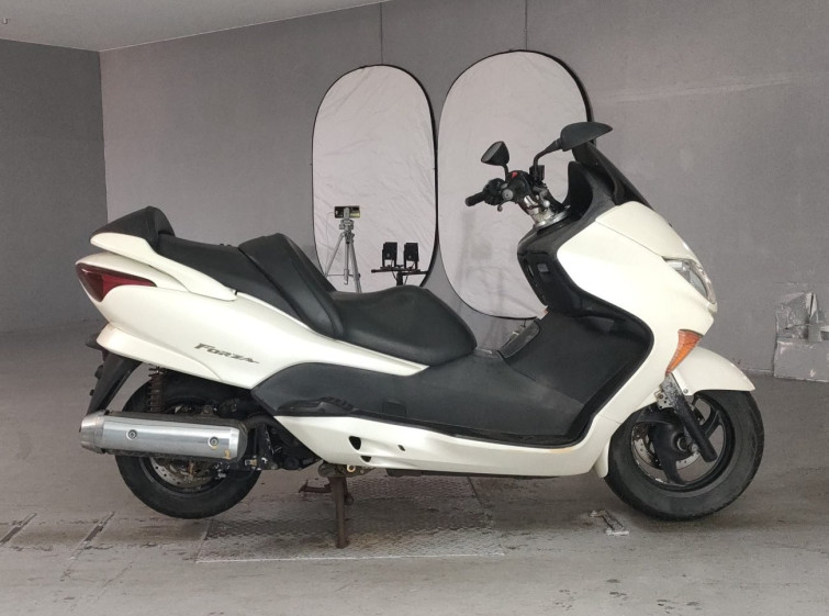Мотоцикл Honda FORZA Z с пробегом 32552 km