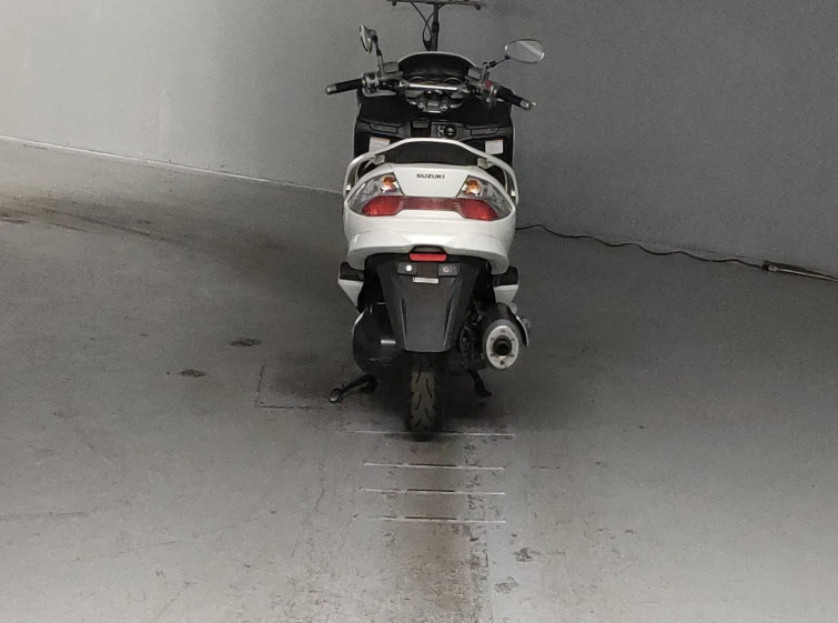 Мотоцикл Suzuki SKYWAVE 250SS с пробегом 100114 km