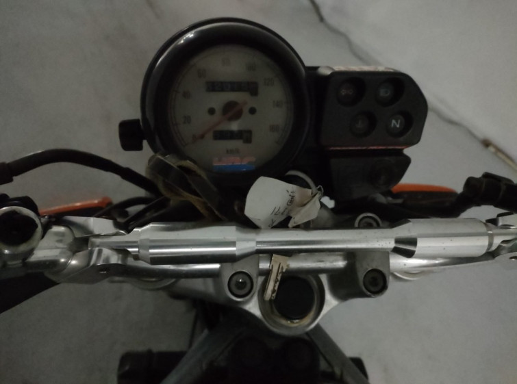 Мотоцикл Honda VTR250 з пробігом 62015 km