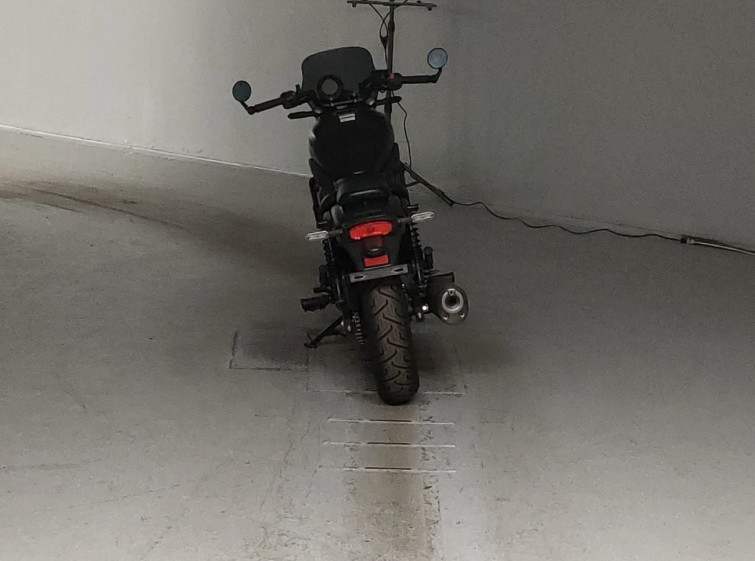 Мотоцикл Kawasaki ELIMINATOR 400 с пробегом 1368 km