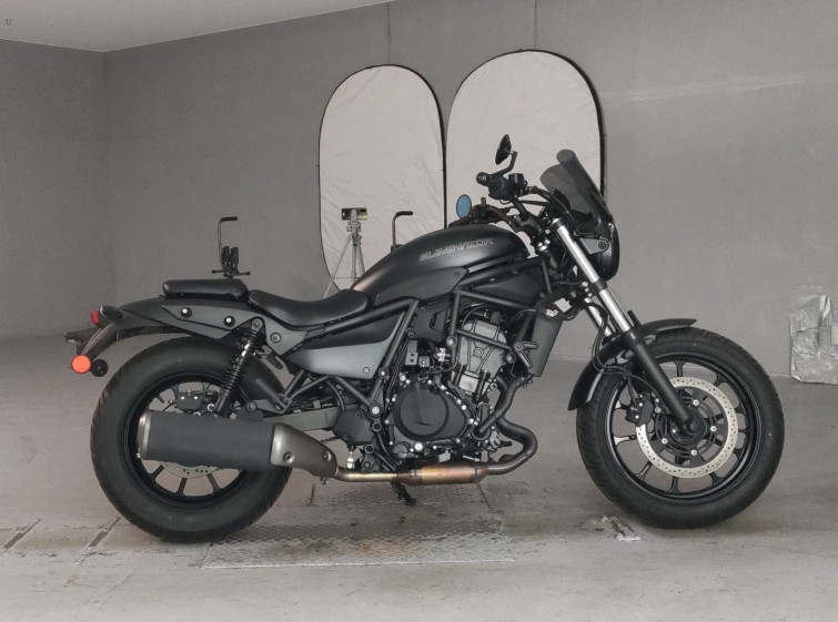 Мотоцикл Kawasaki ELIMINATOR 400 с пробегом 1368 km