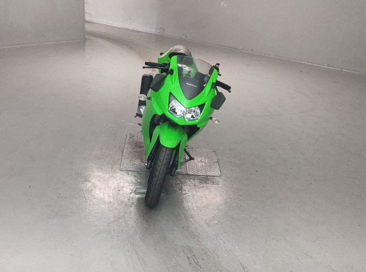 Мотоцикл Kawasaki NINJA250R с пробегом 8561 km
