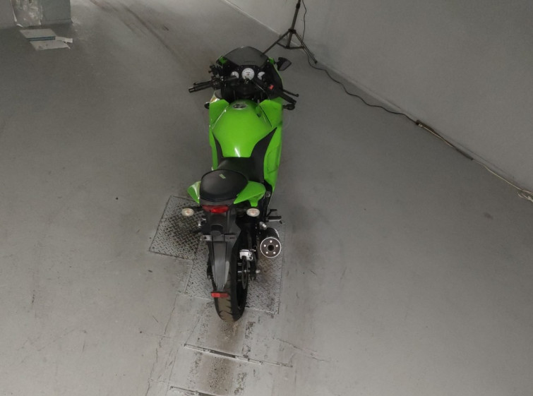 Мотоцикл Kawasaki NINJA250R с пробегом 8561 km