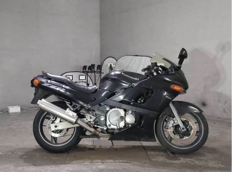 Мотоцикл Kawasaki ZZ-R400 с пробегом 49541 km