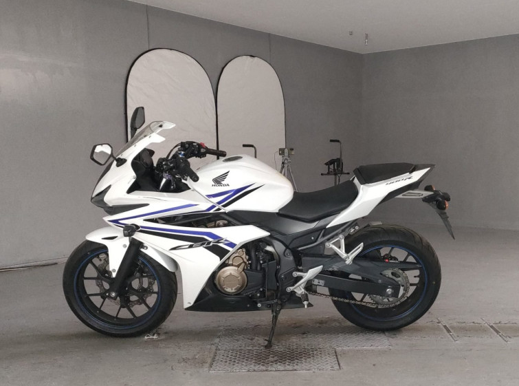 Мотоцикл Honda CBR400R з пробігом 72251 km