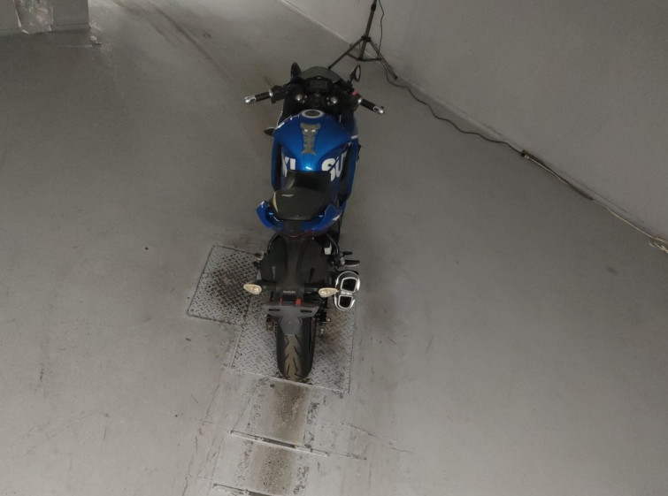 Мотоцикл Suzuki GIXXER SF250 с пробегом 37230 km