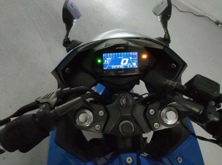 Мотоцикл Suzuki GIXXER SF250 с пробегом 37230 km