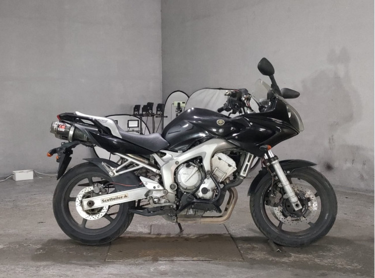 Мотоцикл Yamaha FZ6-S FAZER