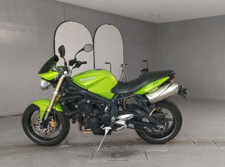 Мотоцикл Triumph STREET TRIPLE з пробігом 111586 km