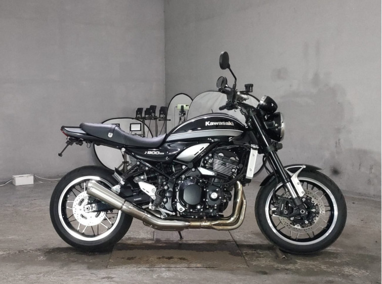 Мотоцикл Kawasaki Z900RS с пробегом 6377 km