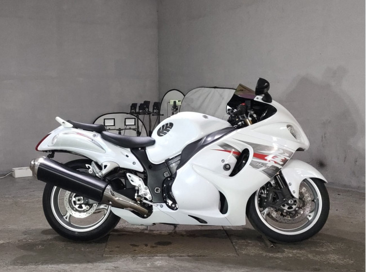 Мотоцикл Suzuki GSX1300R HAYABUSA з пробігом 8813 m