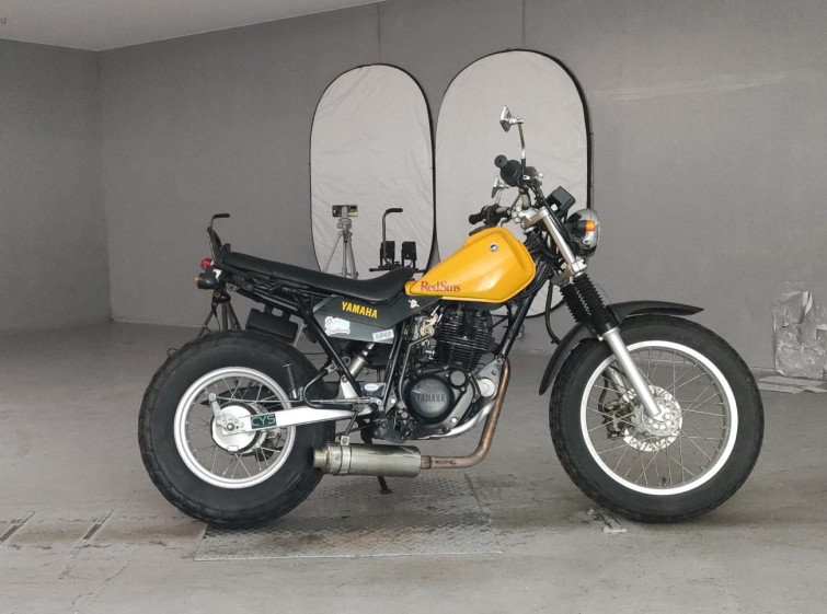 Мотоцикл Yamaha TW200 с пробегом 27751 km