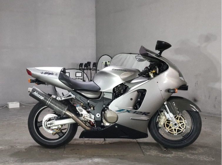 Мотоцикл Kawasaki NINJA ZX-12R с пробегом 26610 km