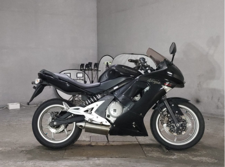 Мотоцикл Kawasaki ER-6F с пробегом 36040 km