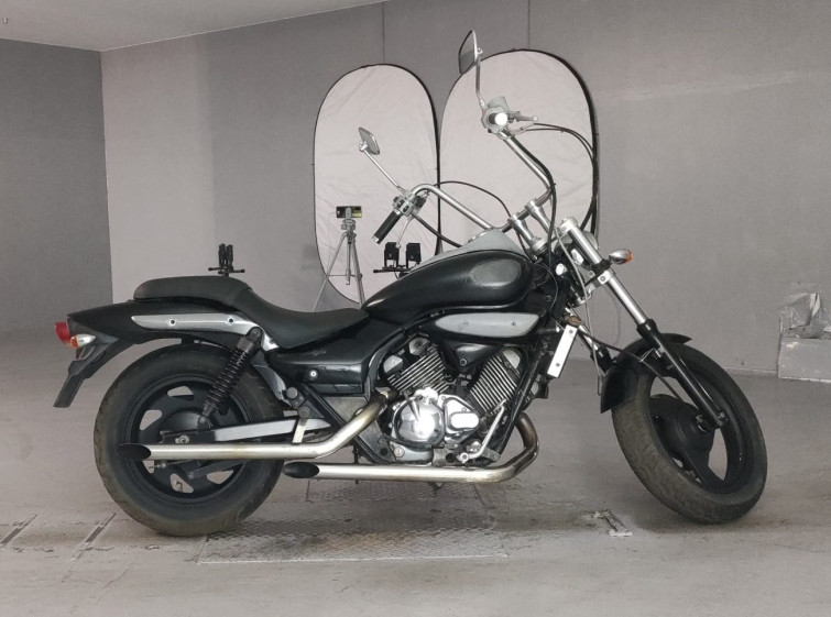 Мотоцикл Kawasaki ELIMINATOR 250V с пробегом 27161 km