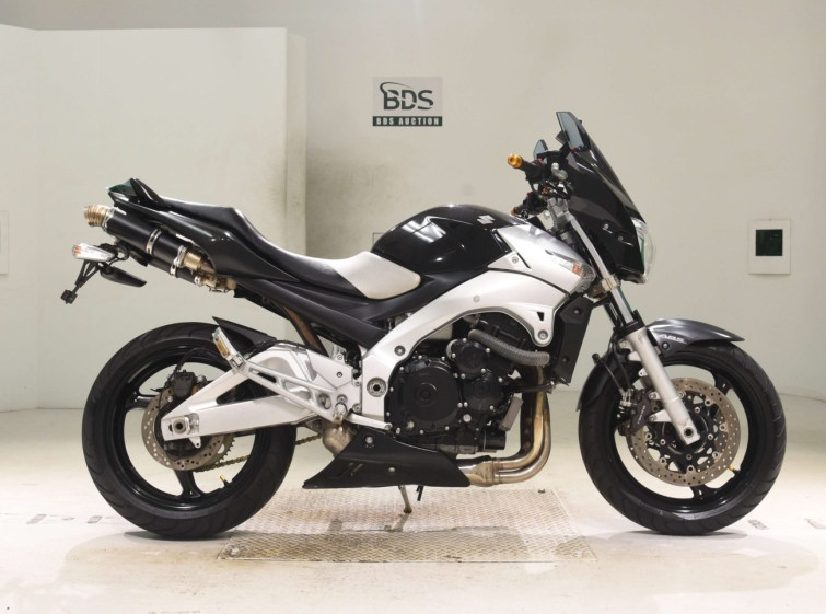 Мотоцикл Suzuki GSR400 з пробігом 22033 km