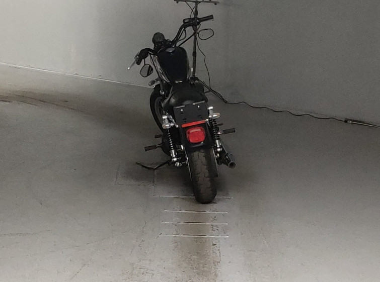 Мотоцикл HD SPORTSTER XL883R з пробігом 17792 km