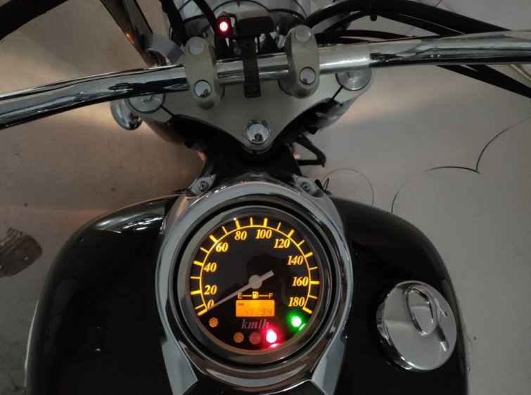 Мотоцикл Suzuki INTRUDER 400 CLASSIC с пробегом 49293 km