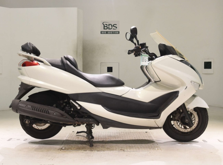 Мотоцикл Yamaha MAJESTY 250 с пробегом 46688 km