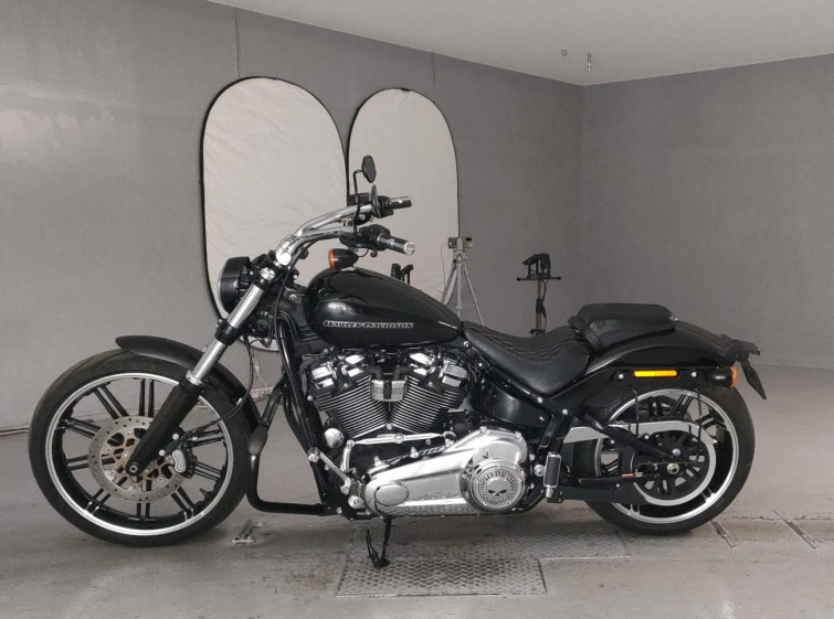 Мотоцикл HD BREAKOUT FXBRS1870 з пробігом 7629 km