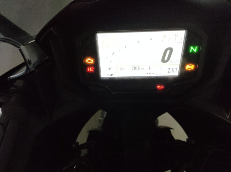 Мотоцикл Kawasaki NINJA650 с пробегом 7816 km