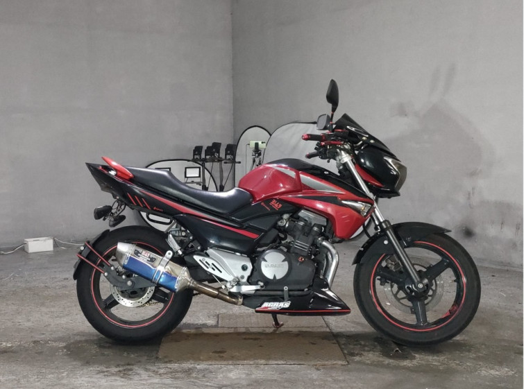 Мотоцикл Suzuki GSR250 с пробегом 64032 km