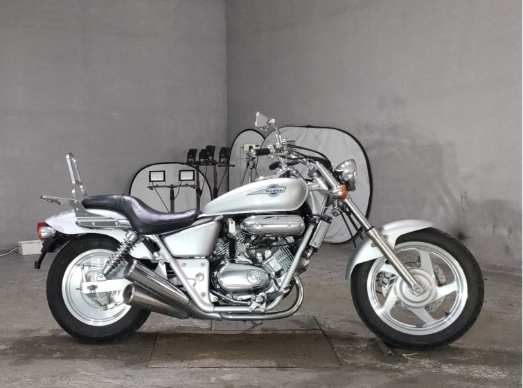 Мотоцикл Honda MAGNA250 з пробігом 13292 km