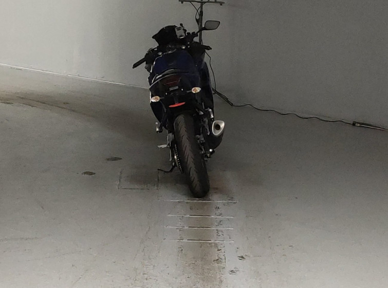 Мотоцикл Yamaha YZF-R25 з пробігом 10963 km