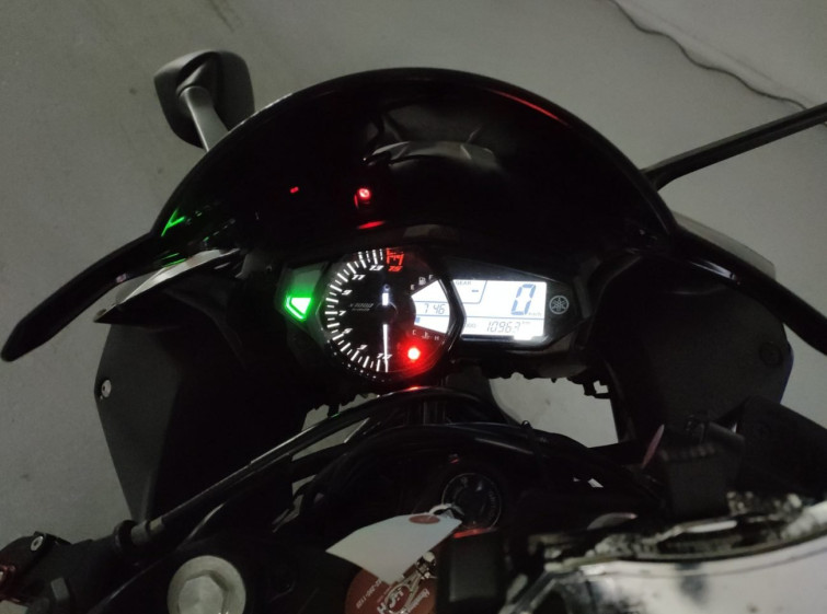 Мотоцикл Yamaha YZF-R25 з пробігом 10963 km