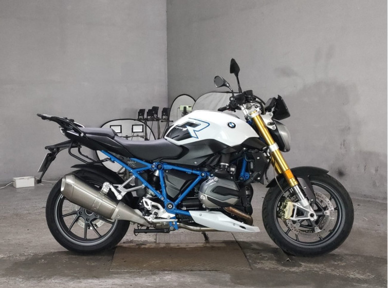 Мотоцикл BMW R1200R с пробегом 11245 km