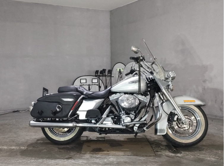 Мотоцикл HD ROAD KING FLHRCI1450 с пробегом 31750 km