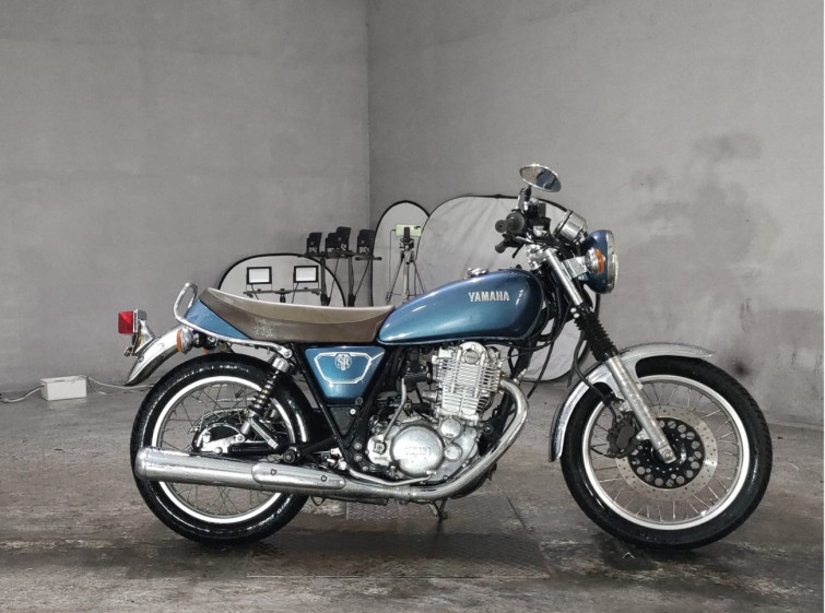 Мотоцикл Yamaha SR400 з пробігом 2014 km