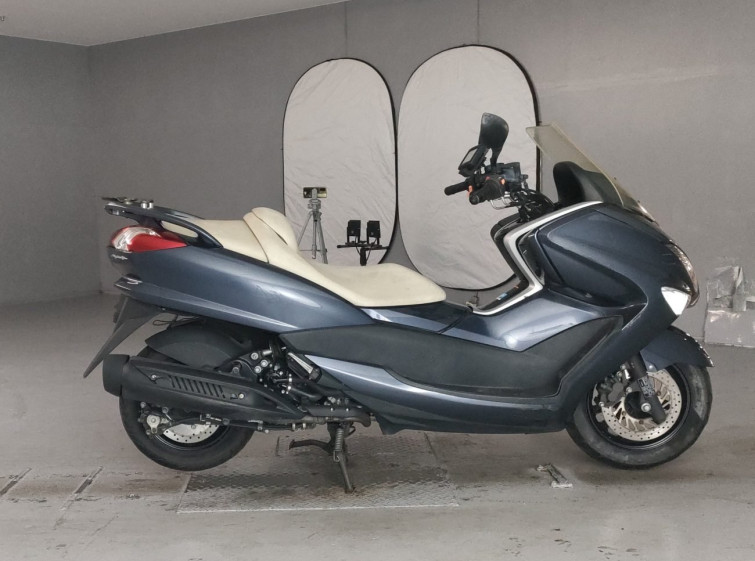 Мотоцикл Yamaha MAJESTY 250 с пробегом 26619 km