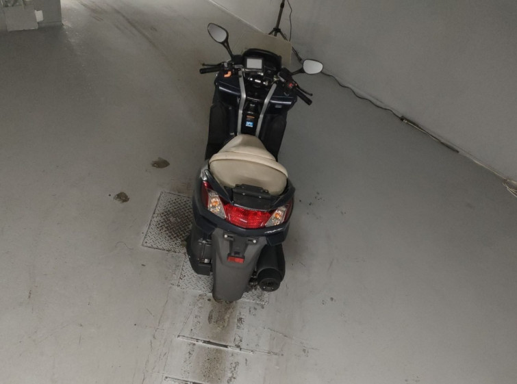 Мотоцикл Yamaha MAJESTY 250 с пробегом 26619 km