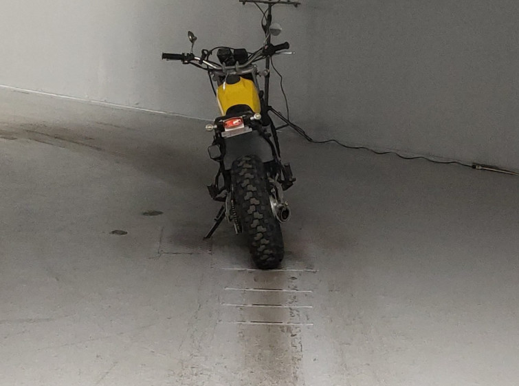 Мотоцикл Yamaha TW200 з пробігом 2328 km