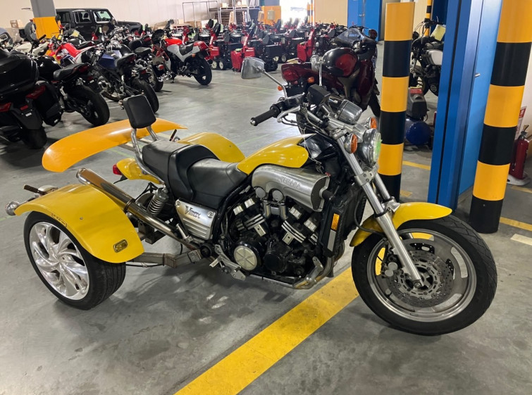 Мотоцикл Yamaha V-MAX1200 TRIKE с пробегом 9269 m