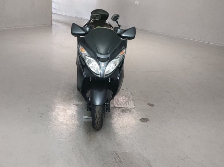 Мотоцикл Suzuki SKYWAVE 400 з пробігом 25215 km