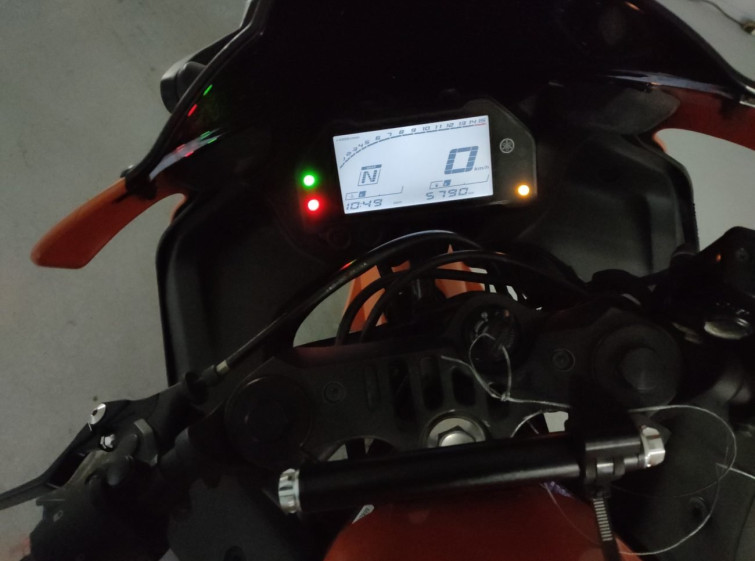 Мотоцикл Yamaha YZF-R25 с пробегом 5790 km
