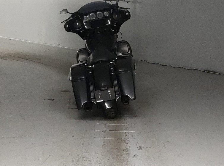 Мотоцикл HD STREET GLIDE FLHXS1870 з пробігом 7200 km