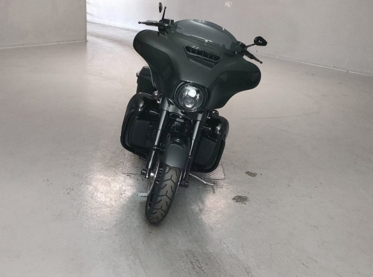 Мотоцикл HD STREET GLIDE FLHXS1870 з пробігом 7200 km