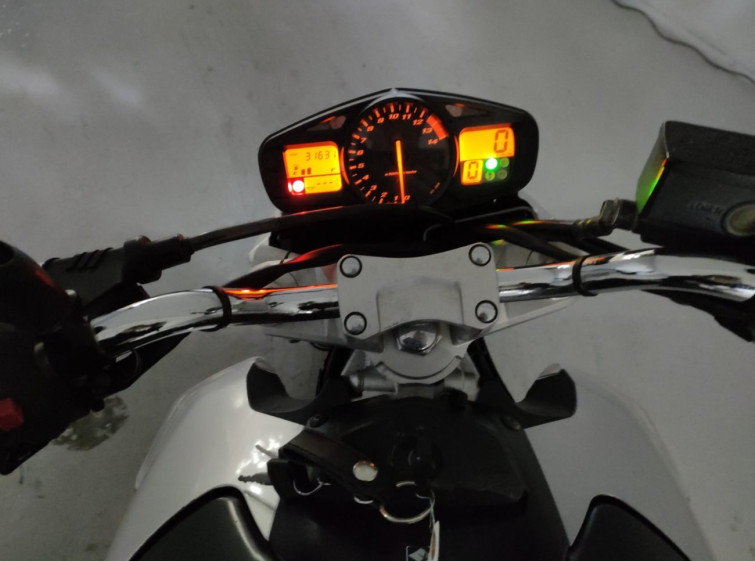 Мотоцикл Suzuki GSR400 з пробігом 31631 km