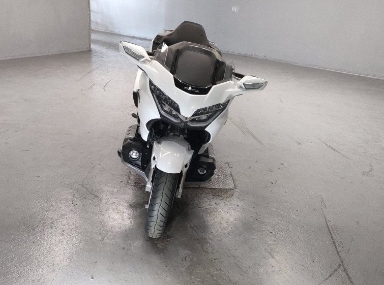 Мотоцикл Honda GL1800 TOUR с пробегом 37900 km